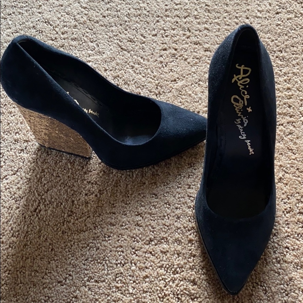 Black suede Alice + Olivia w chunky gold heels
